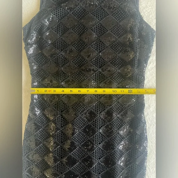 Armani Exchange Black Lace Sequin Sheath Mini Dress Size Small is available for purchase on au PAY Market - Imported Goods Online Store Co.Ltd. | au PAY Market - Online Shopping Site Armani Exchange Black Lace Sequin Sheath Mini Dress Size Small is available for purchase on au PAY Market - Imported Goods Online Store Co.Ltd. | au PAY Market - Online Shopping Site